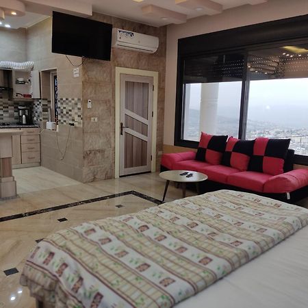 Lotus Housing For Furnished Apartments 杰拉什 外观 照片