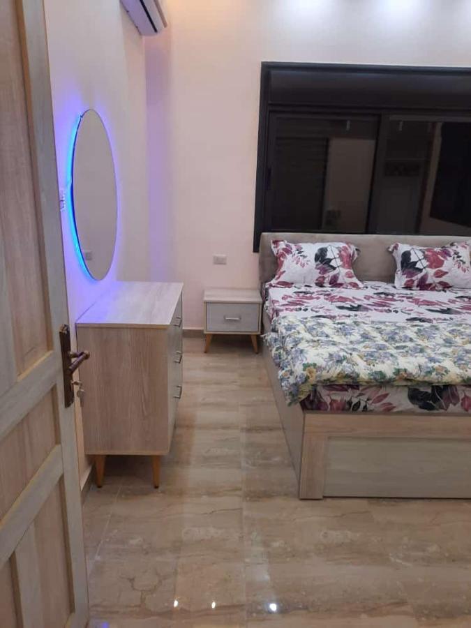 Lotus Housing For Furnished Apartments 杰拉什 外观 照片