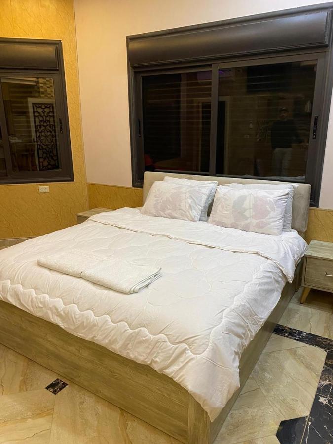 Lotus Housing For Furnished Apartments 杰拉什 外观 照片