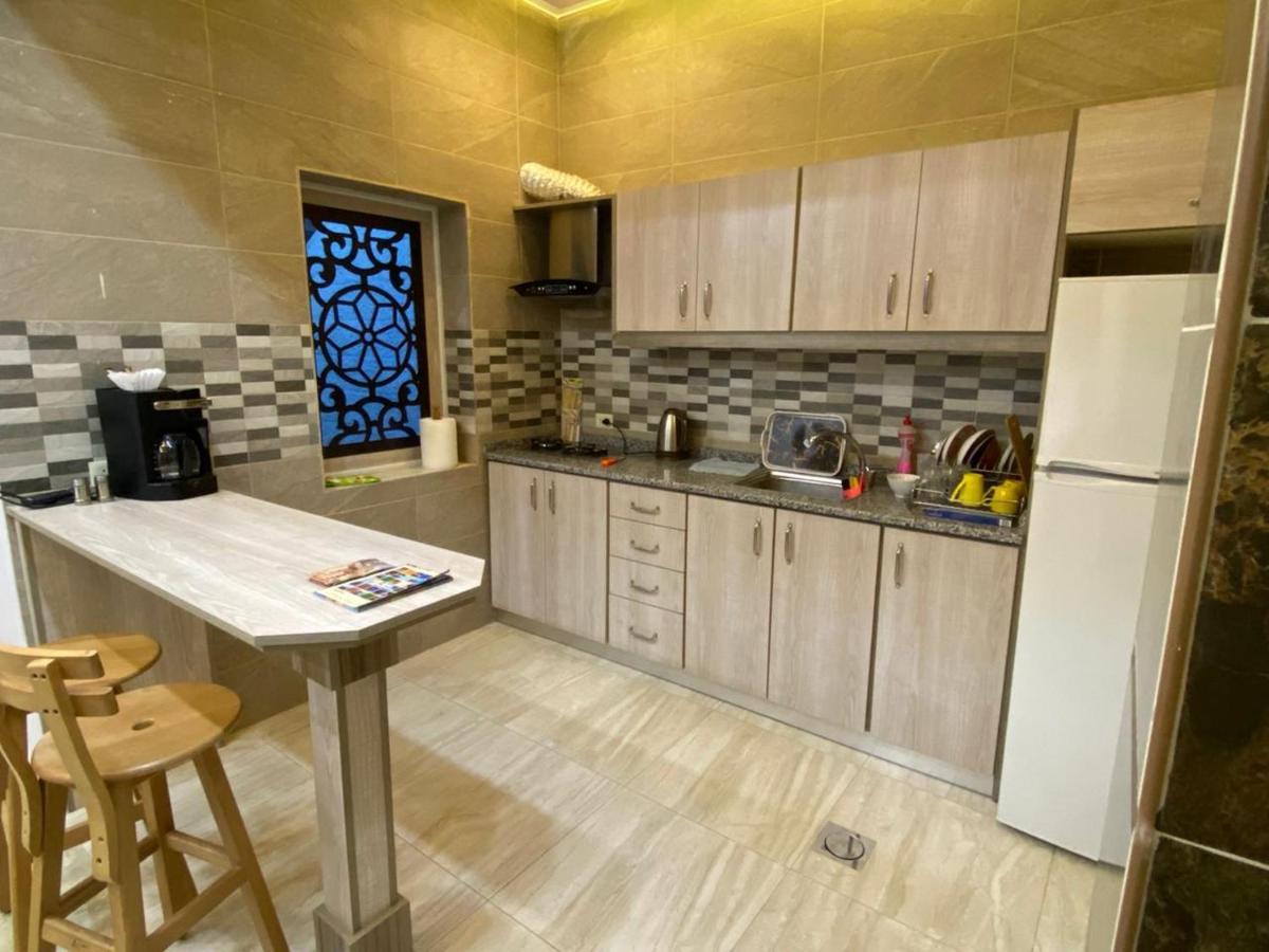 Lotus Housing For Furnished Apartments 杰拉什 外观 照片