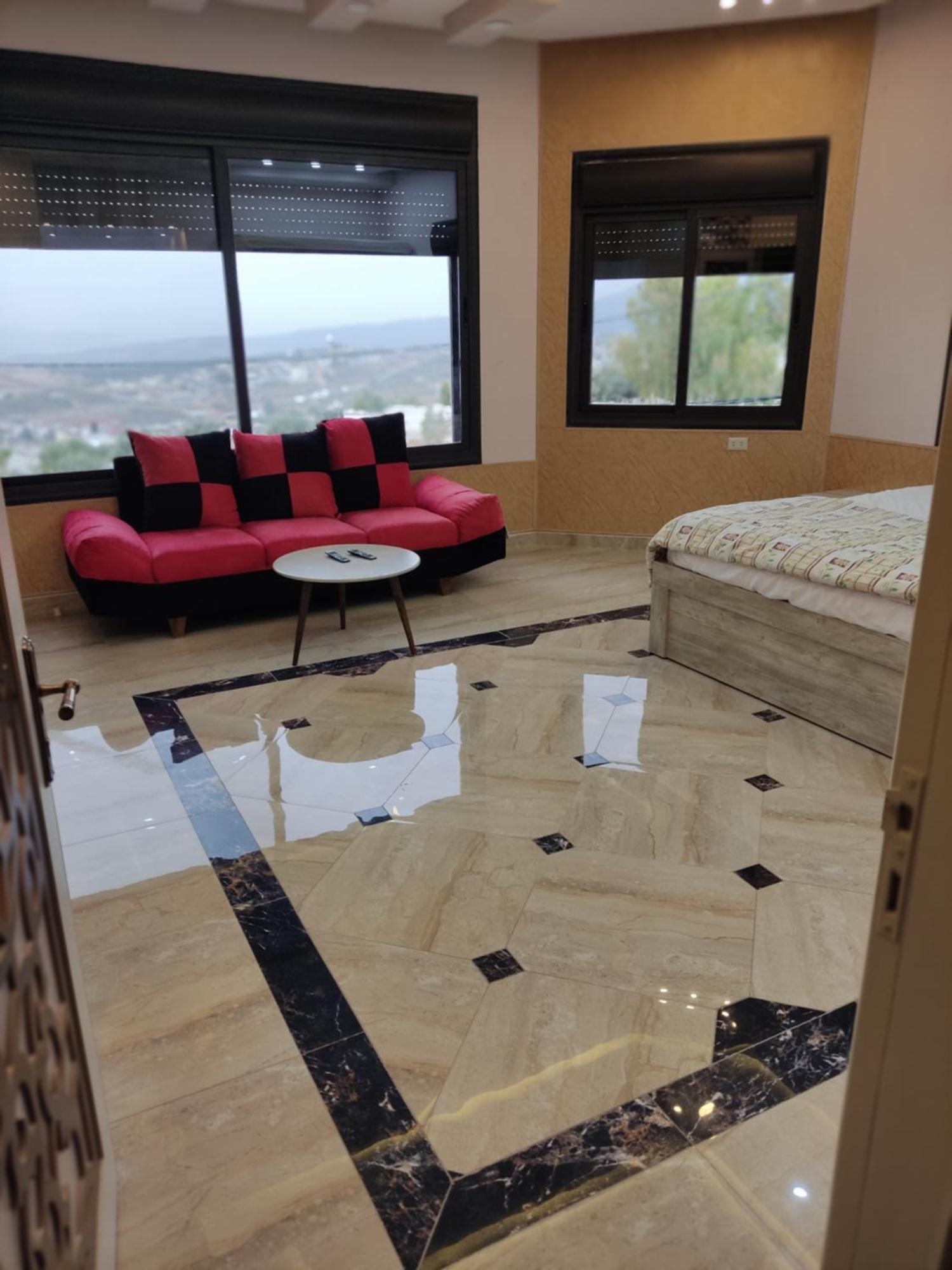 Lotus Housing For Furnished Apartments 杰拉什 外观 照片